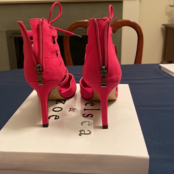 Chelsea & Zoe Hot Pink Heels - Picture 3 of 4